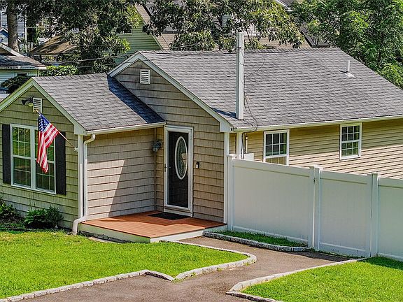 4th image of 17 Connelly Drive