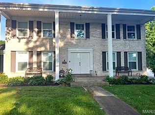 1517 Shadyside Ln, Saint Louis, MO 63146