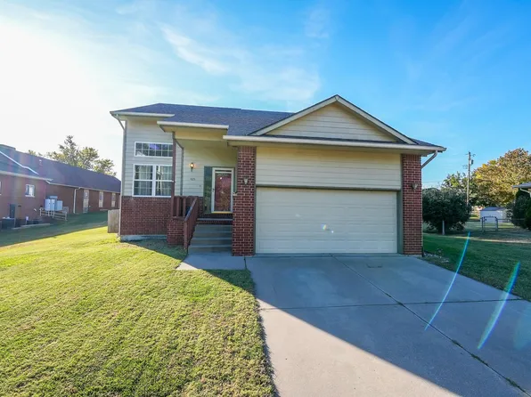 425 N Lynn Ct, El Dorado, KS 67042