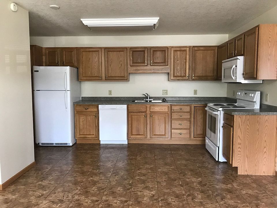 Halfway Creek Apartments 930940 Linden Dr Holmen WI Zillow