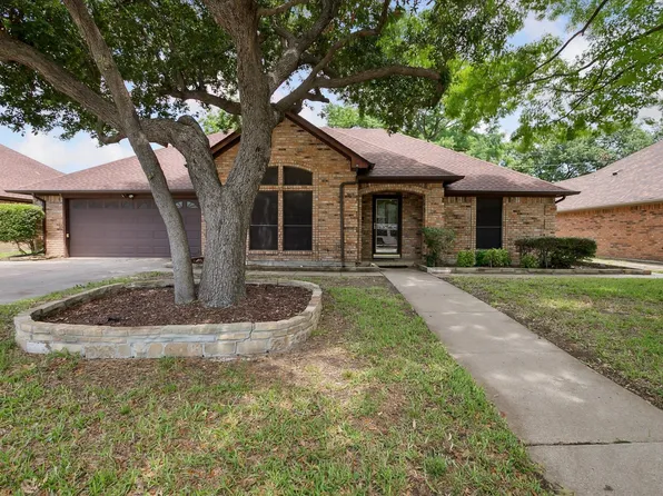 5632 Puerto Vallarta Dr, North Richland Hills, TX 76180