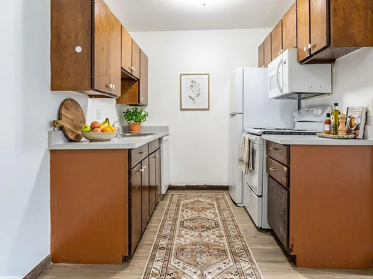 2505 Monterey Dr #10 — Photo 7