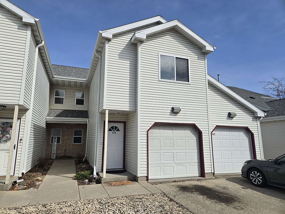 1st image of 939 Rockefeller Ln