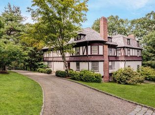 4 Ridge Rd, Tuxedo Park, NY 10987