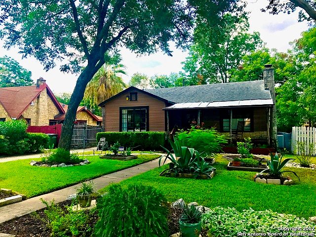 1st image of 268 Thorain Blvd