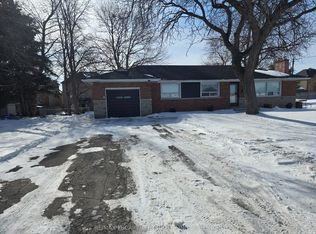 8199 20th Rd E, Hamilton, ON L9B 1P9