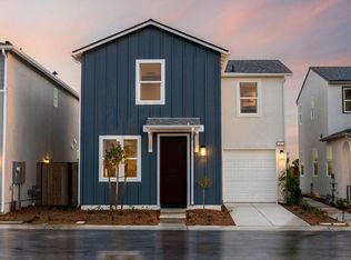 580 Ophelia Ave, Madera, CA 93636