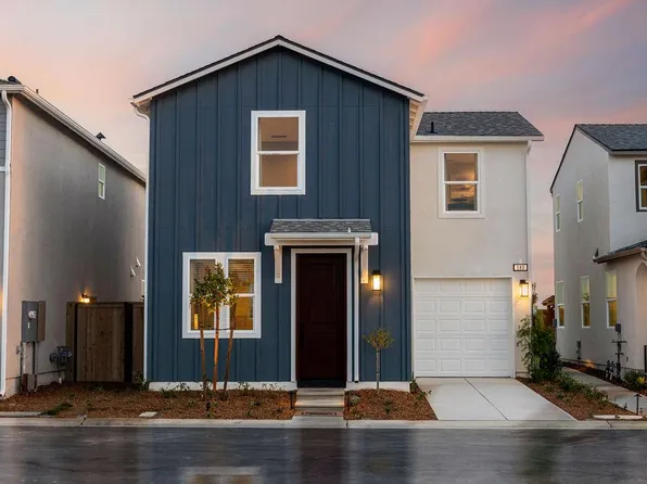 580 Ophelia Ave, Madera, CA 93636