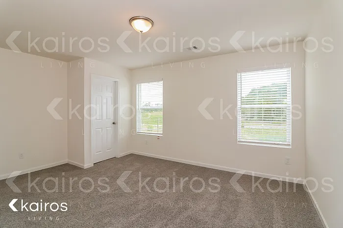 125 Dudley Way — Photo 7