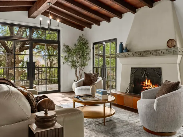 215 Canyon Dr, Alamo Heights, TX 78209