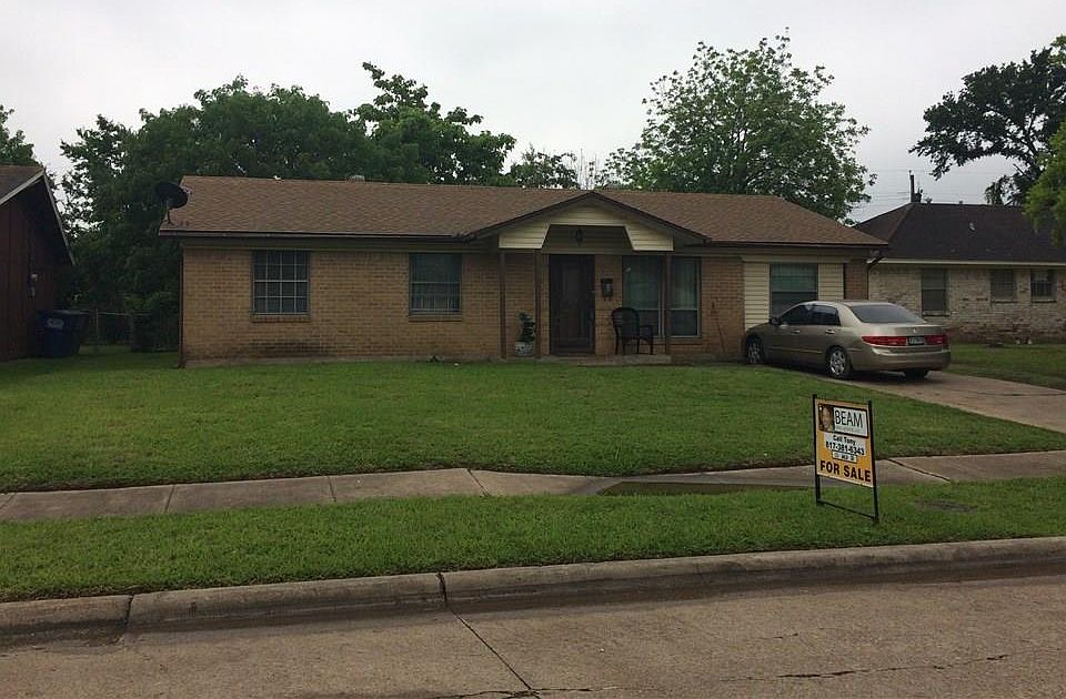 1st image of 806 Lexington Dr
