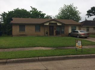 806 Lexington Dr, Lancaster, TX 75134