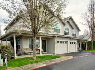 228 Talent Ave APT 3, Talent, OR