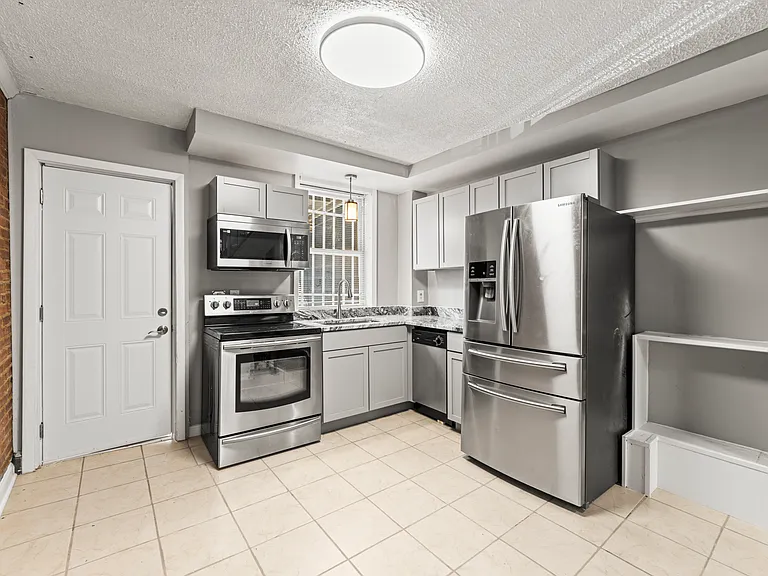 1129 Wicomico St — Photo 10