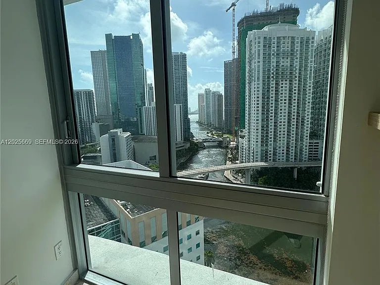 350 S Miami Ave #2302 — Photo 32