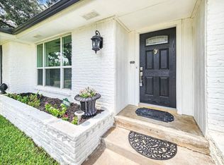 3411 Country Club Rd, Pantego, TX 76013
