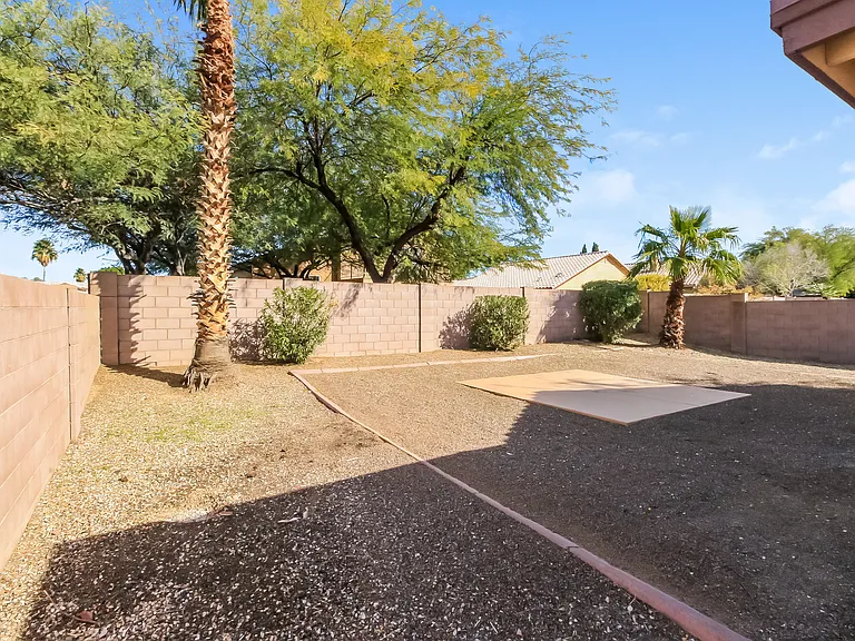 10626 E Enid Ave — Photo 14