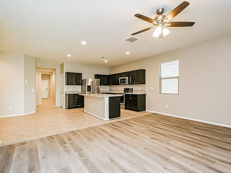4832 E Rhodium Dr — Photo 4