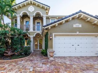 8802 NW 139th St, Miami Lakes, FL 33018