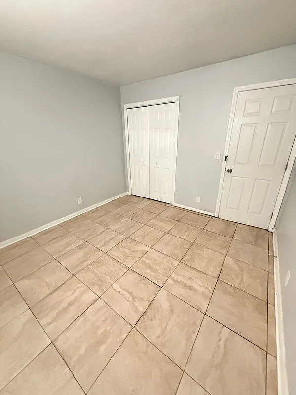 Building Photo - 2301 Avenue S #3