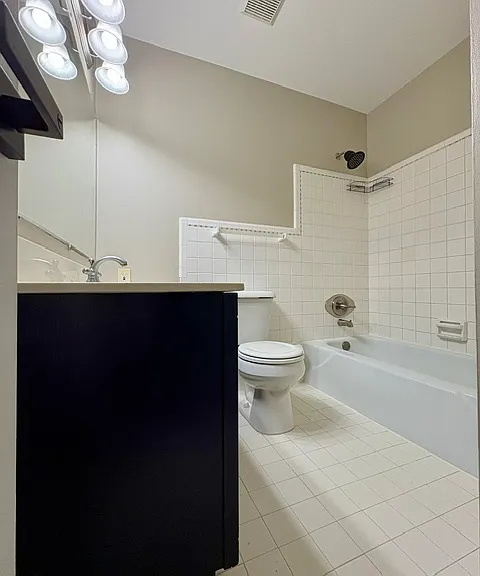 First floor full bath