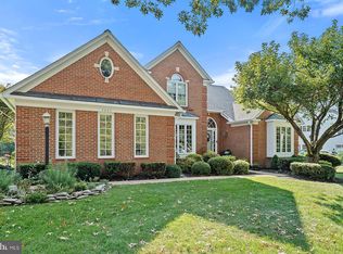 7905 Virginia Oaks Dr, Gainesville, VA 20155