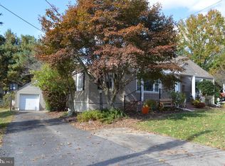 1846 Laurel Ave, Upper Chichester, PA 19061
