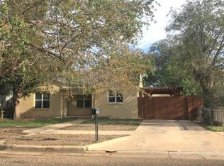 215 E Crestway St, Plainview, TX 79072