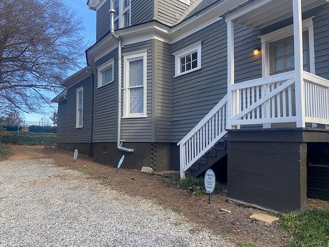 Off Street Parking by Entrance