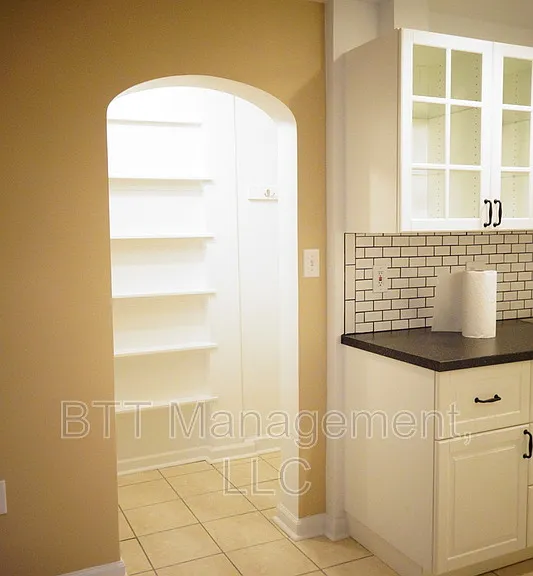 806 Houston Ave #4 — Photo 8