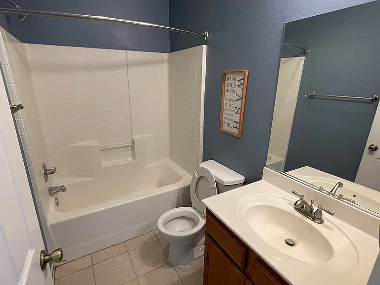 1671 Catania Dr — Photo 17