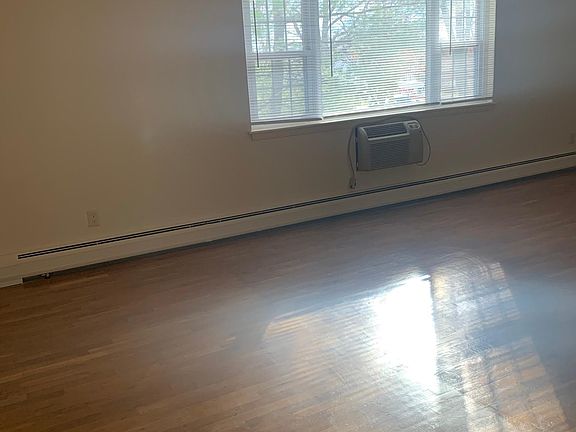 3rd image of 30 S Henry St #2