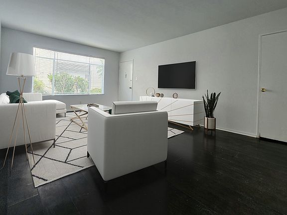 4th image of 11676 Chenault St APT 2