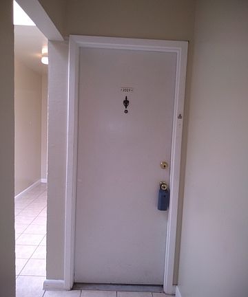 4th image of 8030 Broadway St #202