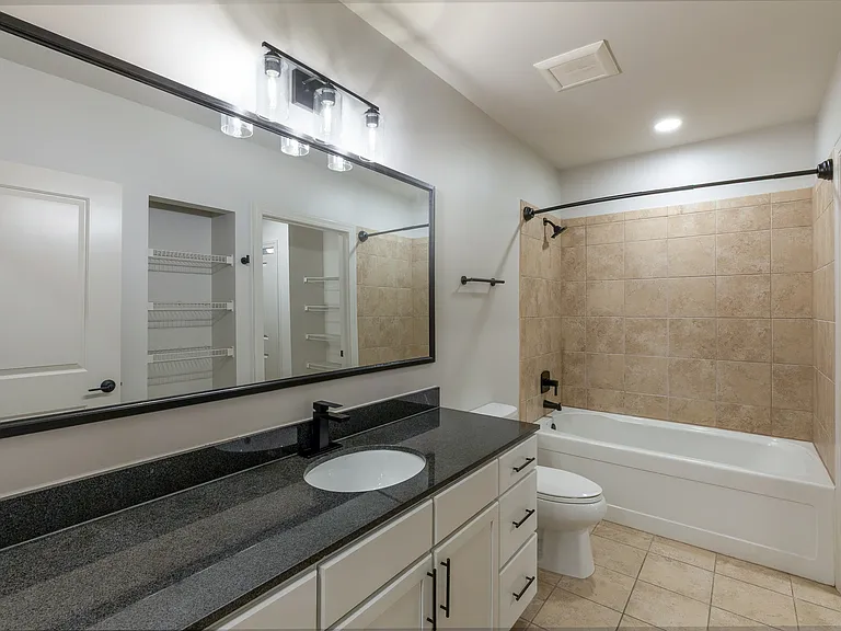 The Rocca Apartments — Photo 23