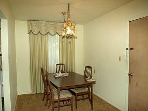 4th image of 934 Parkview Rd