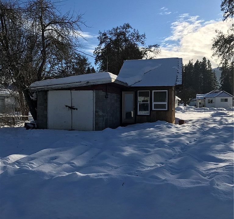 2nd image of 811 Lincoln Ave
