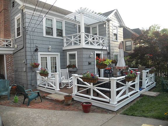 4th image of 828 W Gregory Blvd