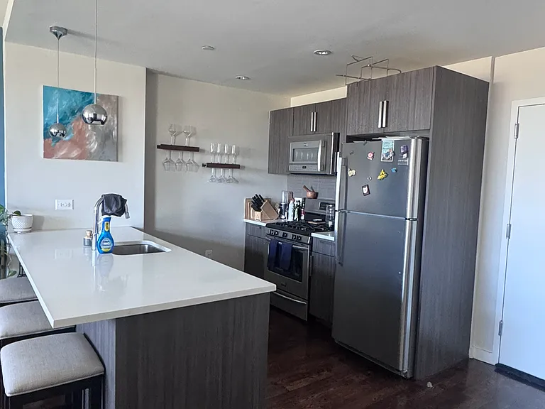 12-15 Broadway #508 — Photo 4