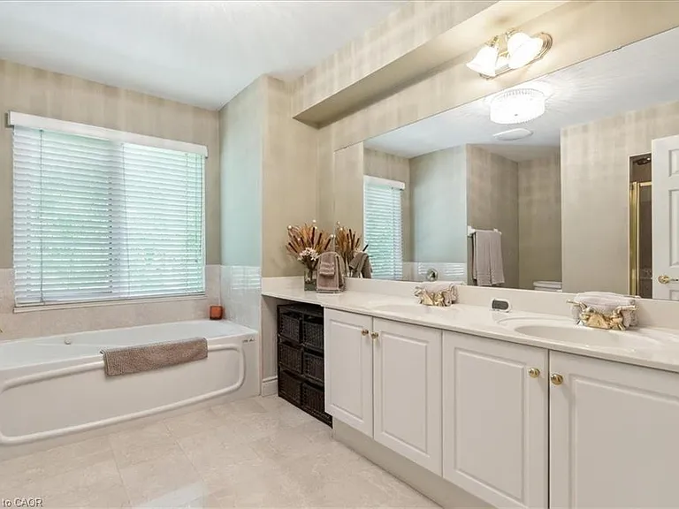 442 Maple Ave #Townhouse 1-1 — Photo 19