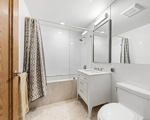 Rented by Douglas Elliman | media 36