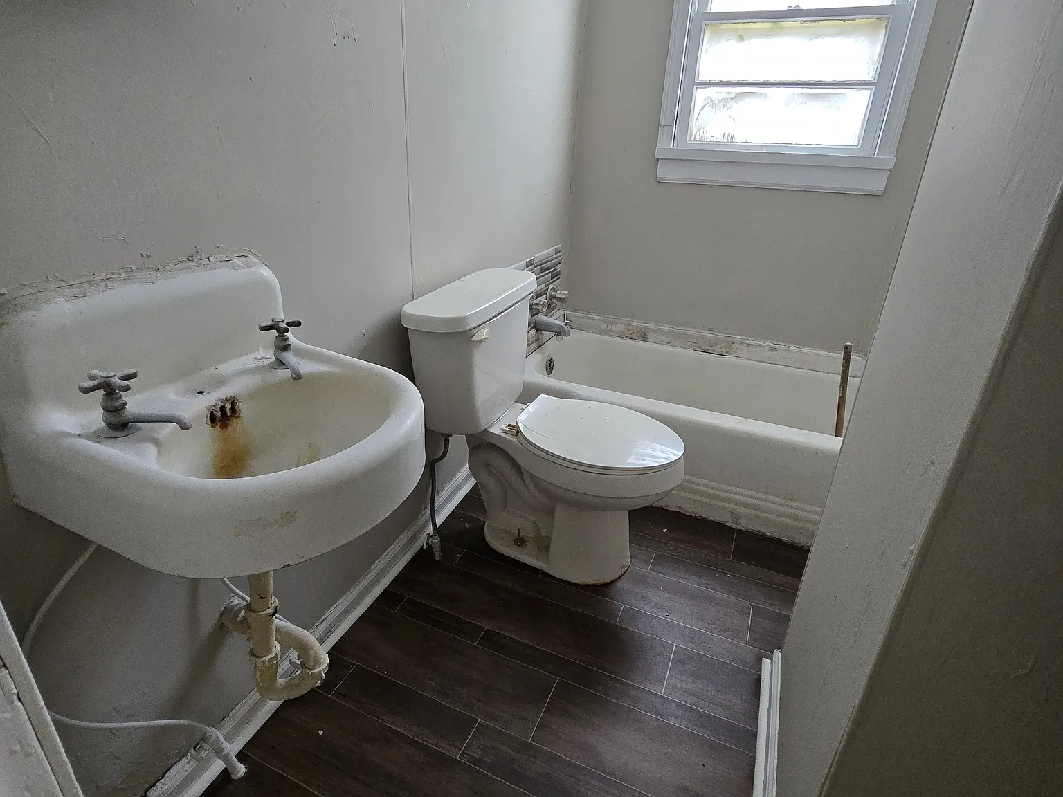 855 Bowie St - n/a — Photo 3