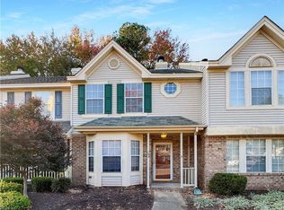 146 Corwin Cir, Hampton, VA 23666
