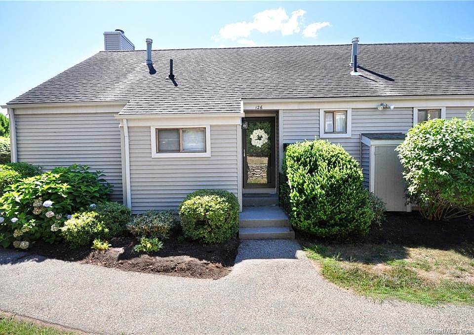 1st image of 126 Hollister Way S