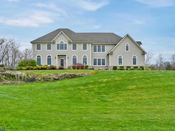 4 Vernon View Dr, Vernon Twp., NJ 07418