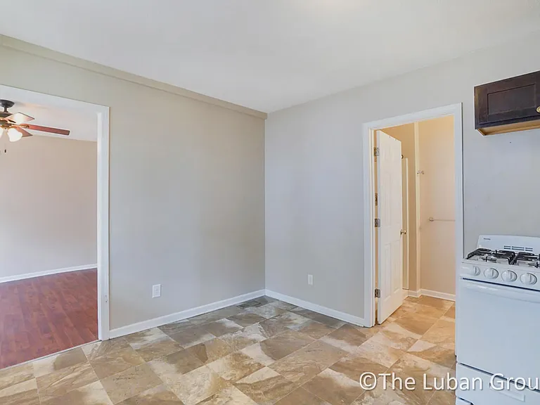 334 Indiana Ave SW #3 — Photo 8