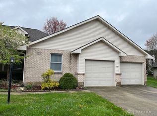 1732 Washington Landing Dr, Eaton, OH 45320