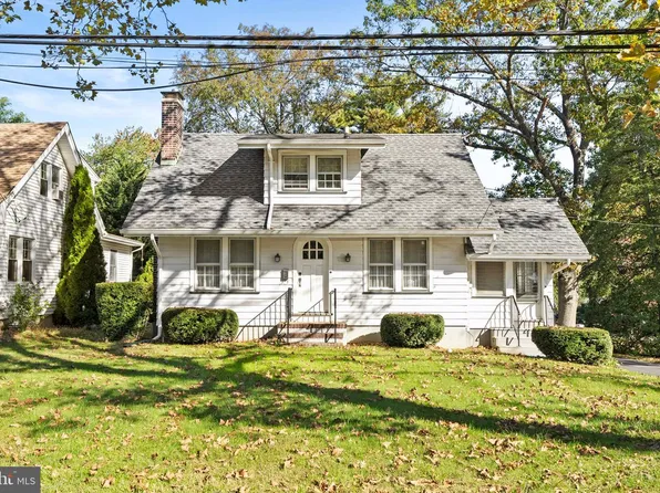 304 Lincoln Ave, Hightstown, NJ 08520