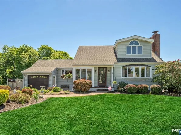 40 Walray Ave, North Haledon, NJ 07508