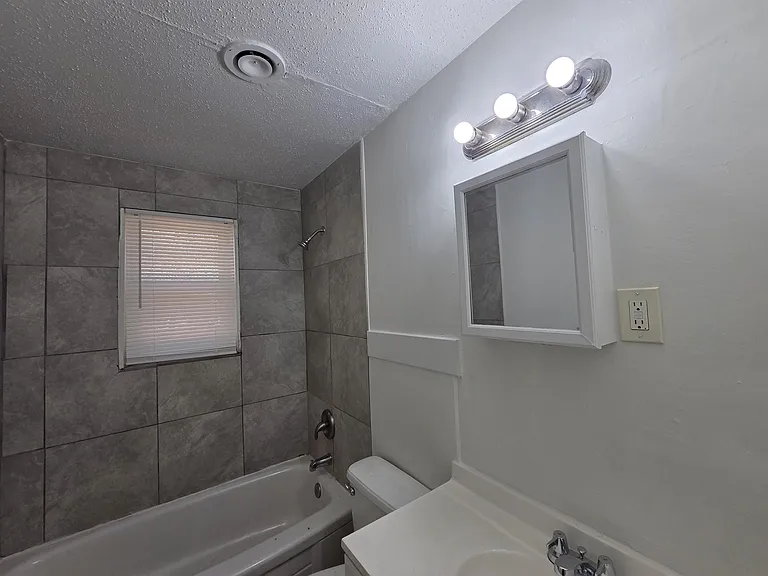 4638 Appleville St — Photo 17